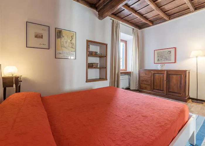 Colosseo Modern Apartment
